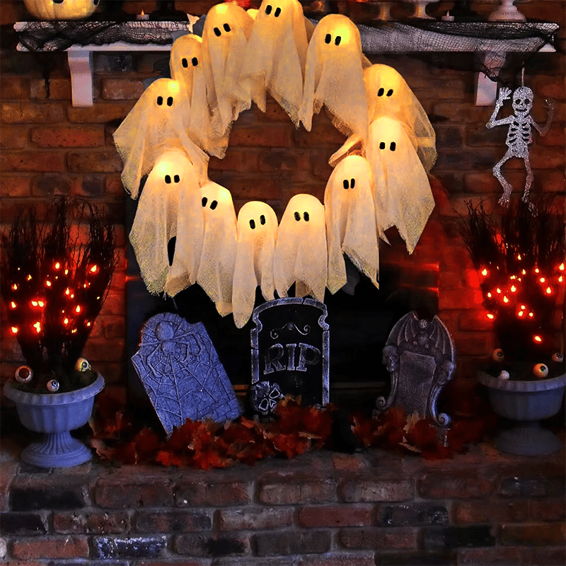 Turbo Cables – Eerie Illuminated Halloween Wreath